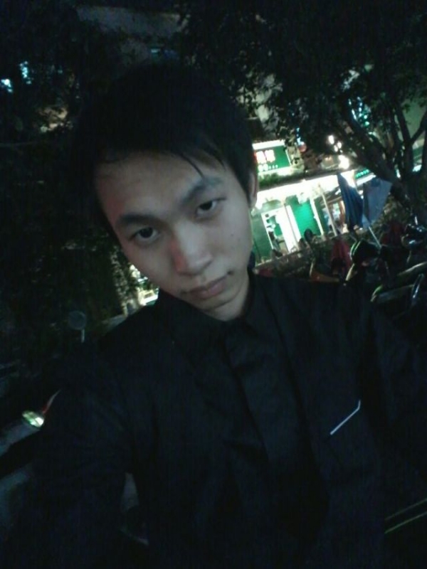 瞬间回眸的第一张照片--桂林认干亲服务网