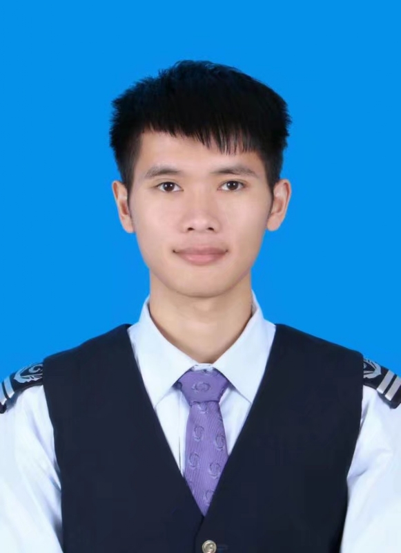 一头奔跑的熊的第一张照片--桂林认干亲服务网