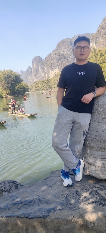 受过伤的狼的第二张照片--桂林认干亲服务网