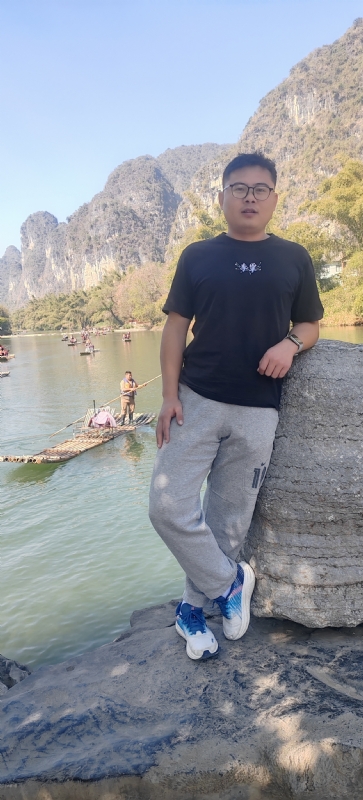 受过伤的狼的第三张照片--桂林认干亲服务网