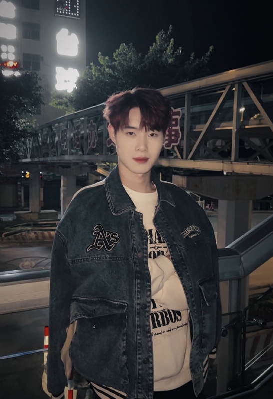 与宇的第三张照片--桂林认干亲服务网